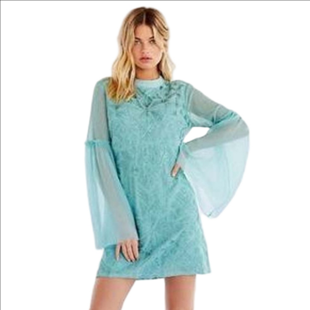 FREE PEOPLE Seafoam green Cleo bell sleeves embroidered mini dress